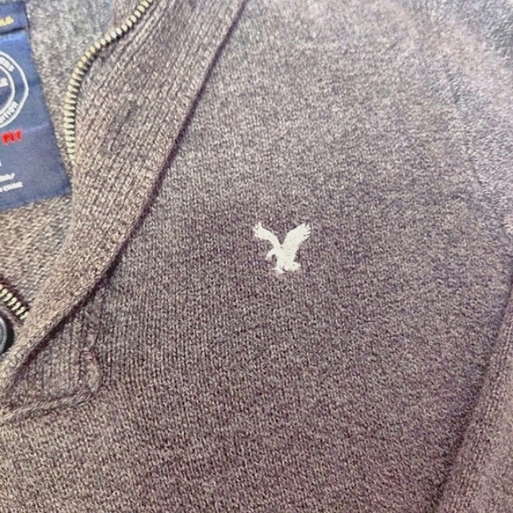 5/$50 EUC American Eagle Outfitters Men's Pullover Sweater Vintage Grey Sz.M - Picture 2 of 6